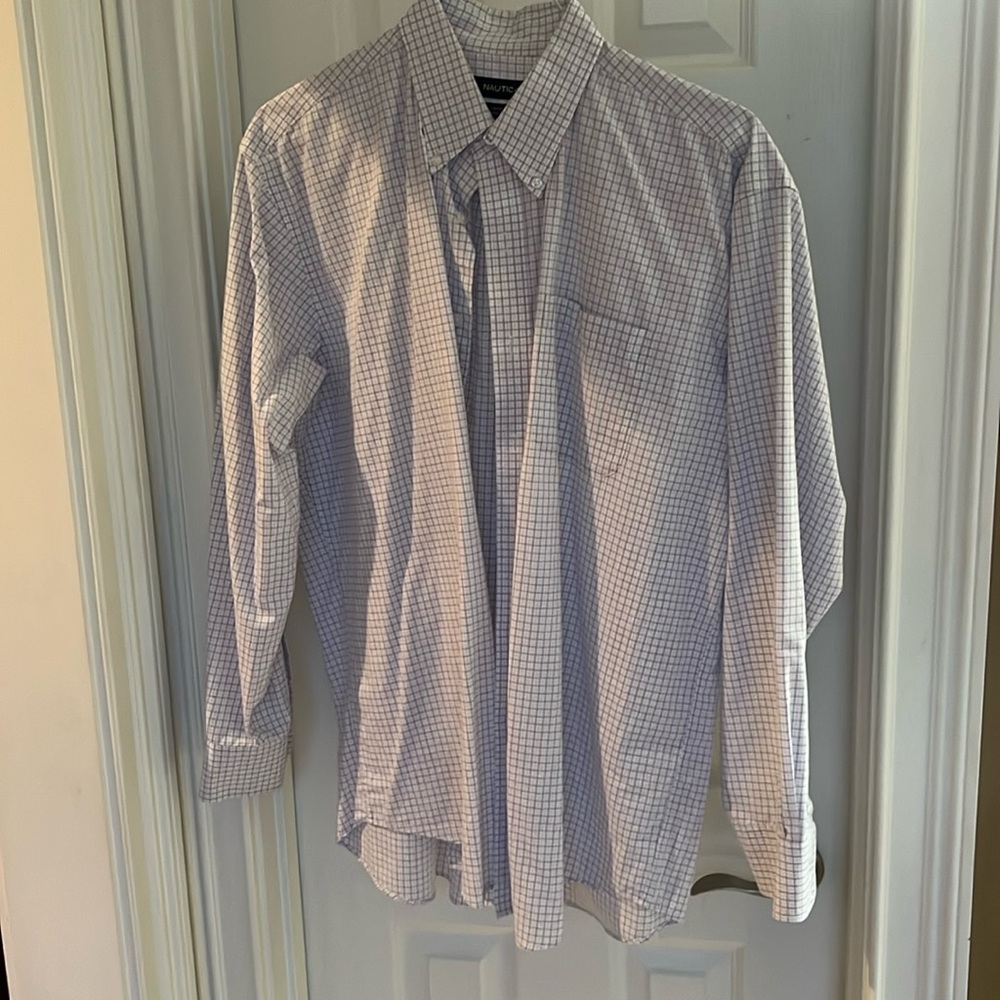 Men’s Nautica dress shirt button down 17 34/35 EUC